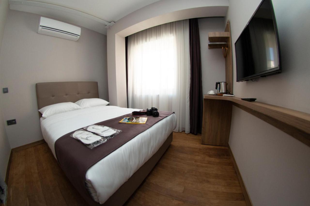 Jurnal Hotel Istanbul Exterior foto